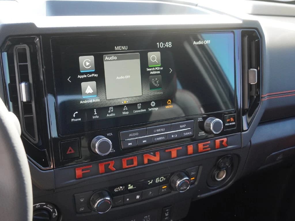 Nissan Frontier PRO-4X Crew Cab 4x4 2027 — side view