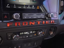 Nissan Frontier PRO-4X Crew Cab 4x4 2027 — side view