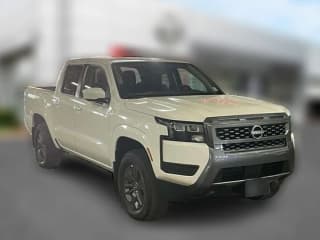 Nissan Frontier SV Crew Cab 4x4