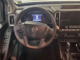 Nissan Frontier SV Crew Cab 4x4 2026 — side view