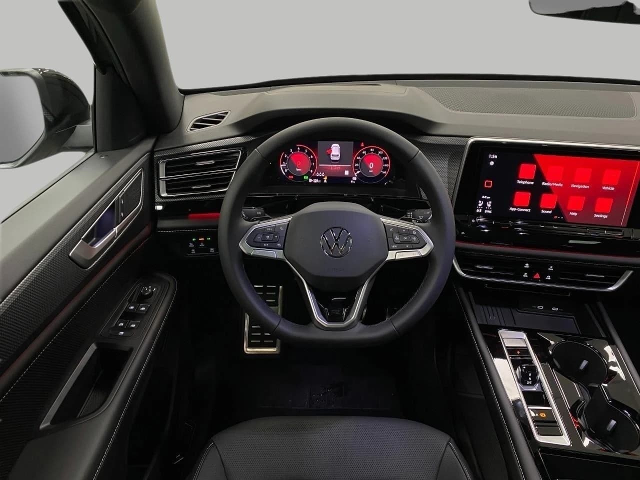 Volkswagen Atlas Cross Sport 2.0T SEL R-Line Black 4MOTION 2026 — side view