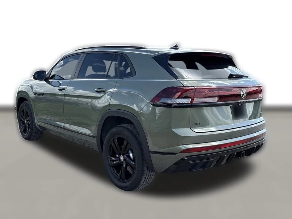 Volkswagen Atlas Cross Sport 2.0T SEL R-Line Black 4MOTION 2026 — side view