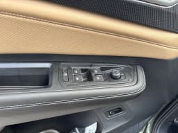 Volkswagen Atlas Cross Sport 2.0T SEL R-Line Black 4MOTION 2026 — side view