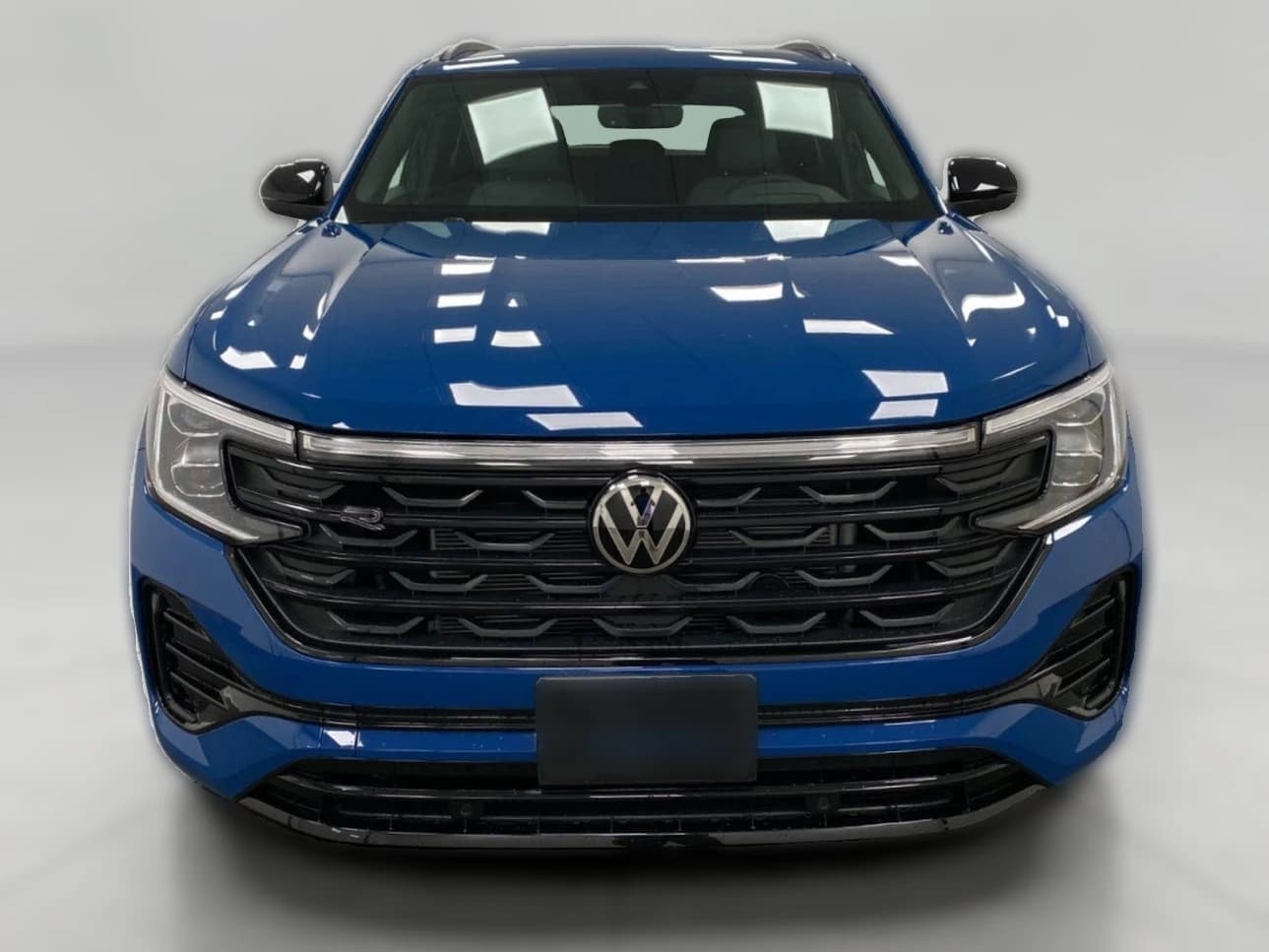 Volkswagen Atlas Cross Sport 2.0T SEL R-Line Black 4MOTION 2026 — side view