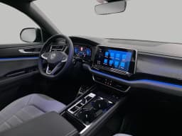 Volkswagen Atlas Cross Sport 2.0T SEL R-Line Black 4MOTION 2026 — side view