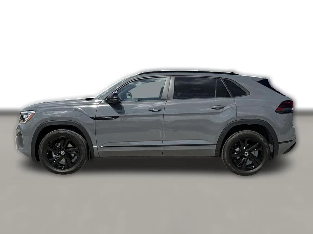 Volkswagen Atlas Cross Sport 2.0T SEL R-Line Black 4MOTION 2026 — side view