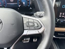 Volkswagen Atlas Cross Sport 2.0T SEL R-Line Black 4MOTION 2026 — side view