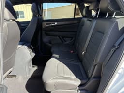 Volkswagen Atlas Cross Sport 2.0T SEL R-Line Black 4MOTION 2026 — side view