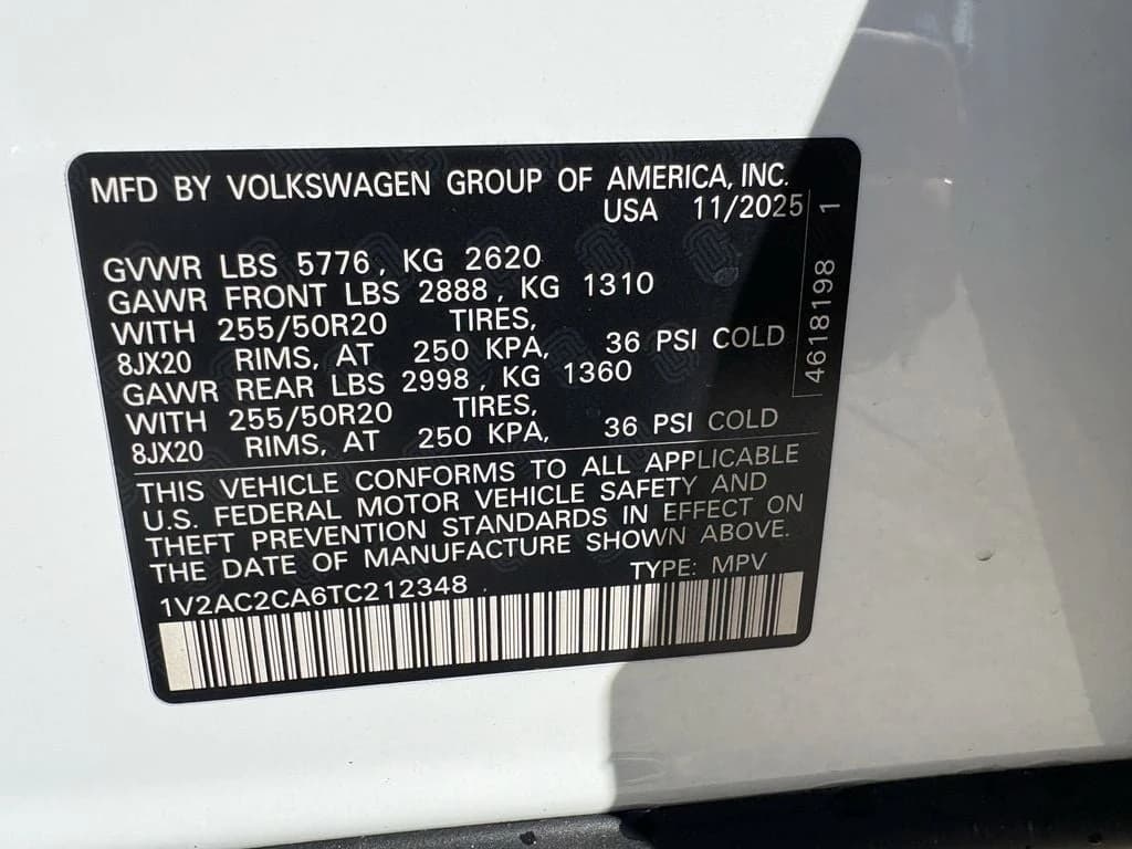 Volkswagen Atlas Cross Sport 2.0T SEL R-Line Black 4MOTION 2026 — side view
