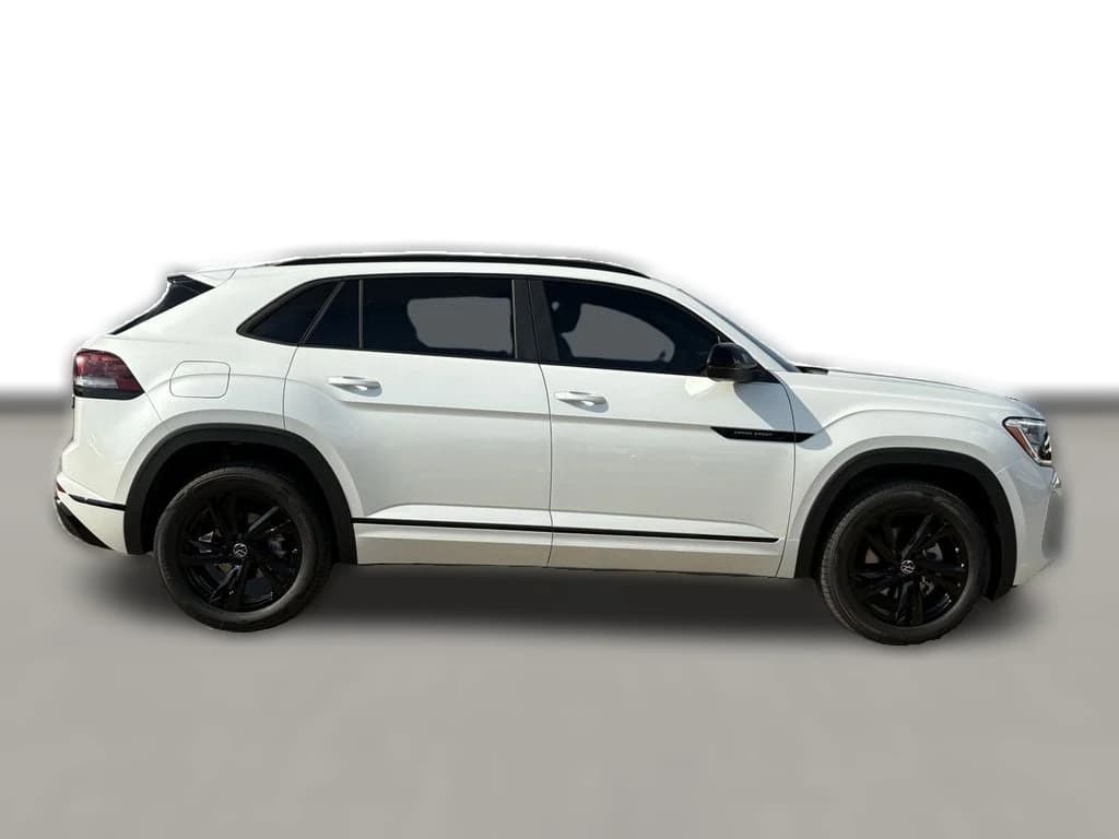 Volkswagen Atlas Cross Sport 2.0T SEL R-Line Black 4MOTION 2026 — side view