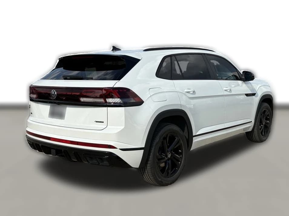 Volkswagen Atlas Cross Sport 2.0T SEL R-Line Black 4MOTION 2026 — side view
