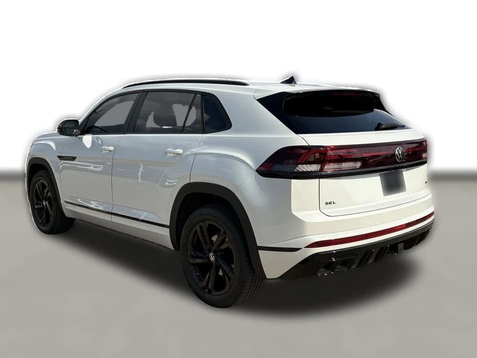 Volkswagen Atlas Cross Sport 2.0T SEL R-Line Black 4MOTION 2026 — side view