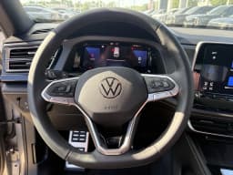 Volkswagen Atlas Cross Sport 2.0T SEL R-Line Black 4MOTION 2026 — side view