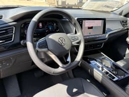 Volkswagen Atlas Cross Sport 2.0T SEL 4MOTION 2026 — side view