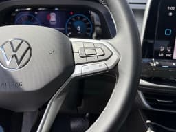 Volkswagen Atlas Cross Sport 2.0T SEL 4MOTION 2026 — side view