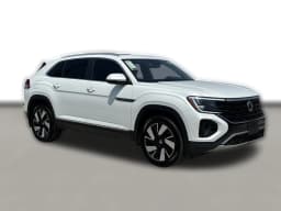 Volkswagen Atlas Cross Sport 2.0T SEL 4MOTION 2026 — side view