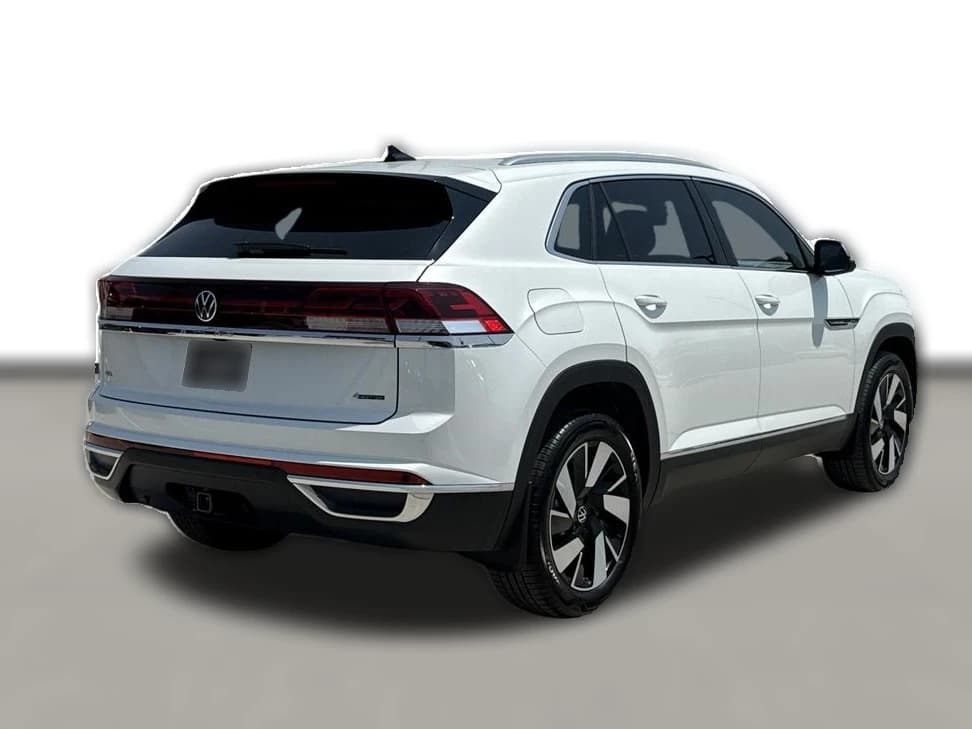 Volkswagen Atlas Cross Sport 2.0T SEL 4MOTION 2026 — side view
