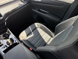 Volkswagen Atlas Cross Sport 2.0T SEL 4MOTION 2026 — side view