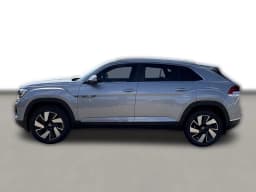 Volkswagen Atlas Cross Sport 2.0T SEL 4MOTION 2026 — side view