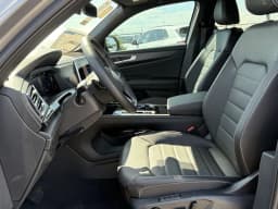 Volkswagen Atlas Cross Sport 2.0T SEL 4MOTION 2026 — side view