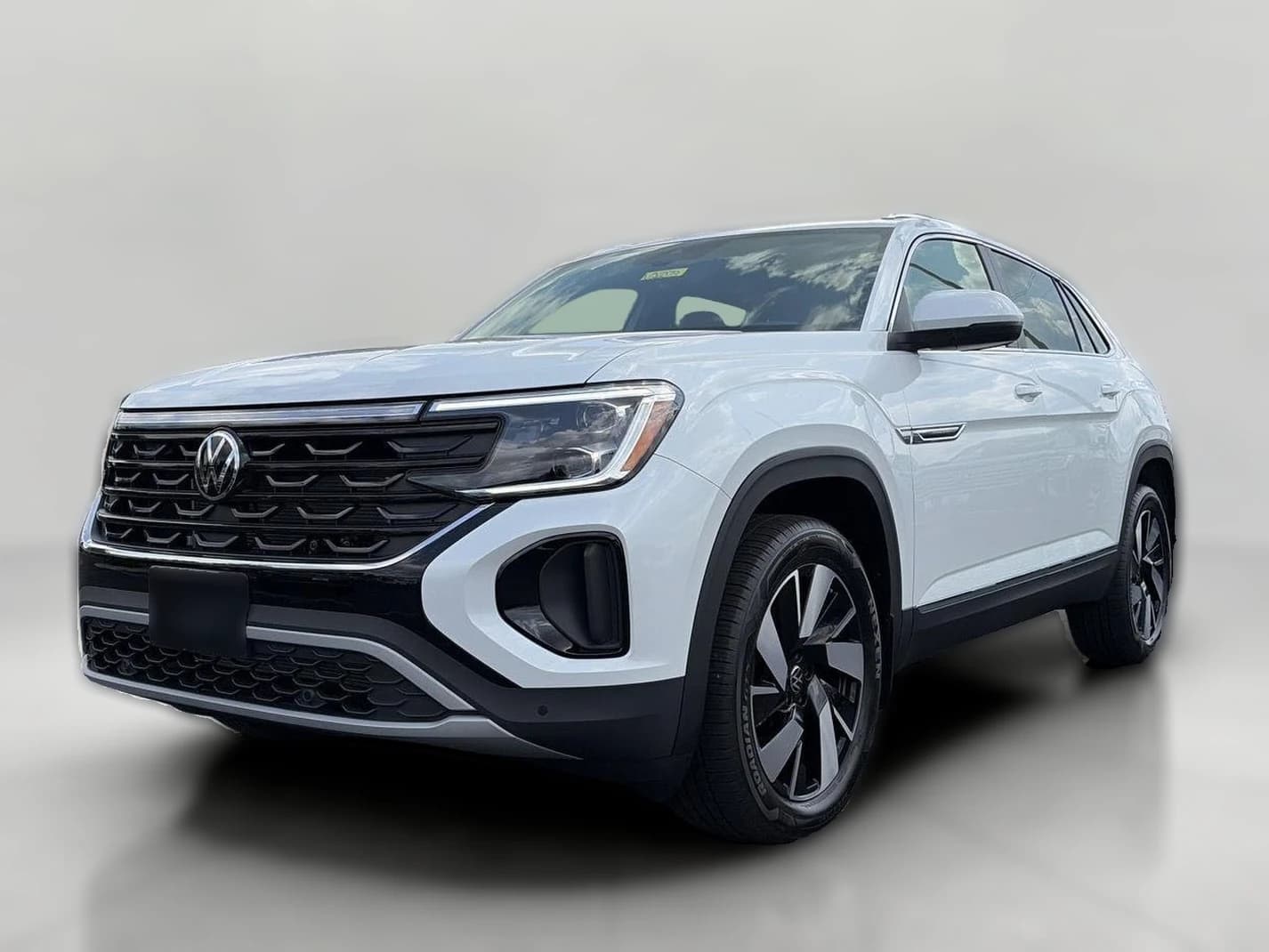 Volkswagen Atlas Cross Sport 2.0T SEL 4MOTION 2026 — side view