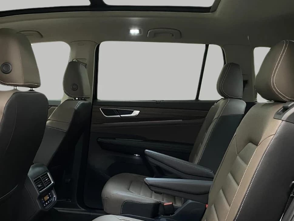 Volkswagen Atlas 2.0T SEL 4MOTION 2026 — side view