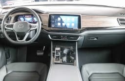 Volkswagen Atlas 2.0T SEL 4MOTION 2025 — side view
