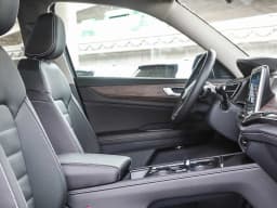 Volkswagen Atlas 2.0T SEL 4MOTION 2025 — side view
