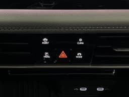 Volkswagen Atlas 2.0T Peak Edition 4MOTION 2026 — side view