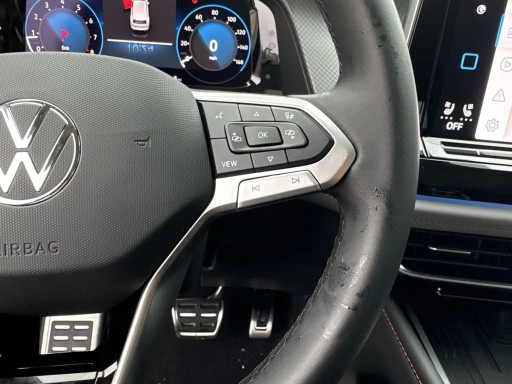 Volkswagen Atlas 2.0T Peak Edition 4MOTION 2026 — side view