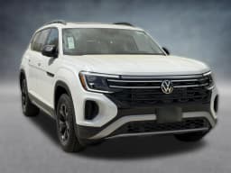 Volkswagen Atlas 2.0T Peak Edition 4MOTION 2026 — side view