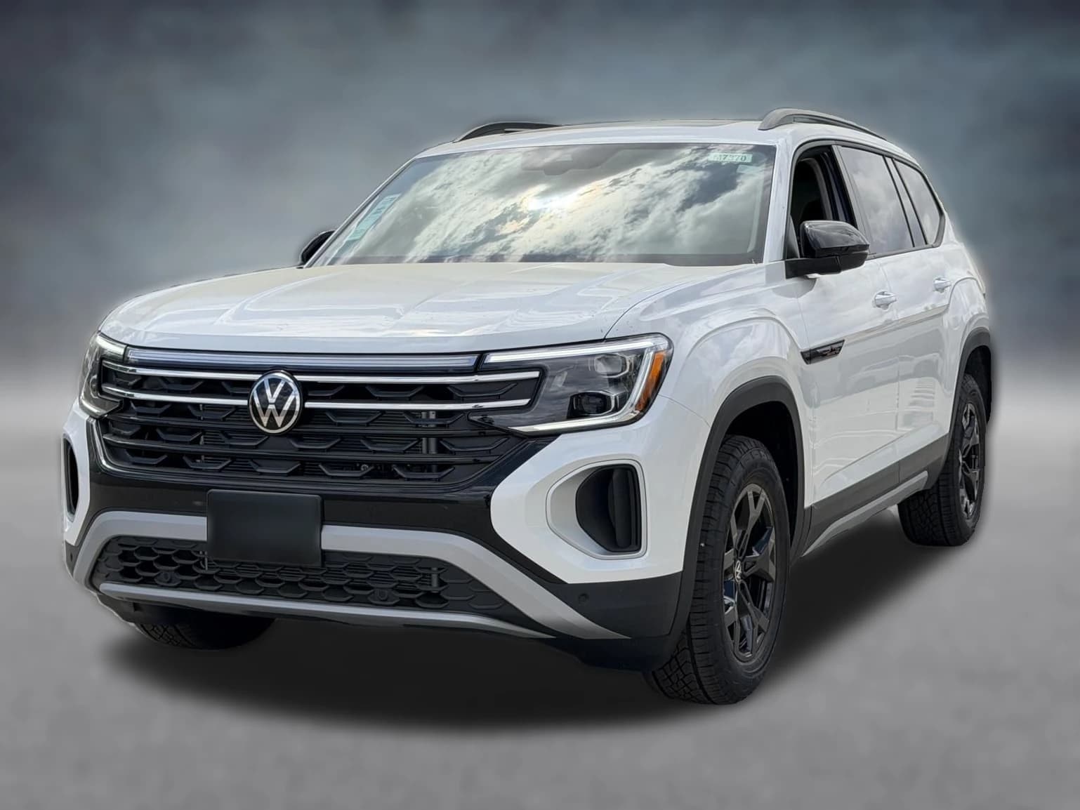 Volkswagen Atlas 2.0T Peak Edition 4MOTION 2026 — side view