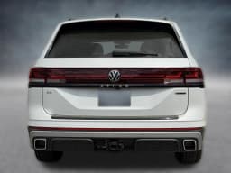 Volkswagen Atlas 2.0T Peak Edition 4MOTION 2026 — side view