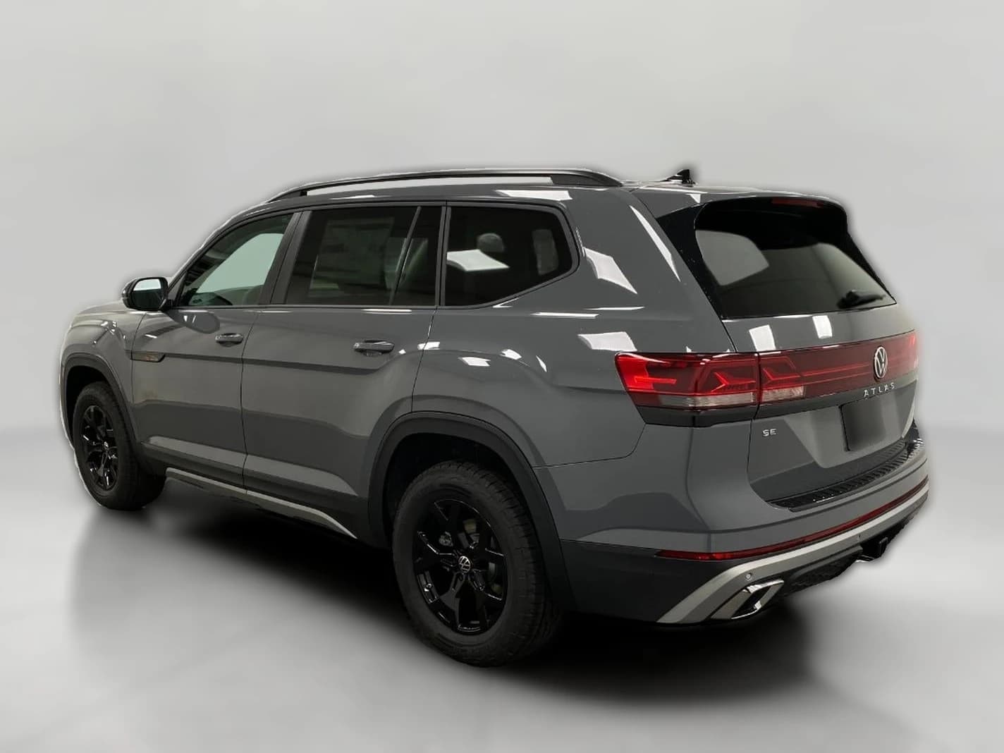 Volkswagen Atlas 2.0T Peak Edition 4MOTION 2026 — side view