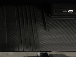 Volkswagen Atlas 2.0T Peak Edition 4MOTION 2026 — side view