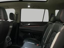 Volkswagen Atlas 2.0T Peak Edition 4MOTION 2026 — side view