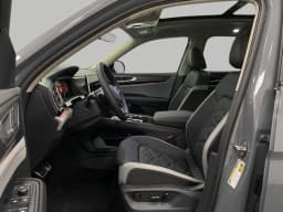 Volkswagen Atlas 2.0T Peak Edition 4MOTION 2026 — side view