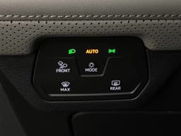 Volkswagen Atlas 2.0T Peak Edition 4MOTION 2026 — side view