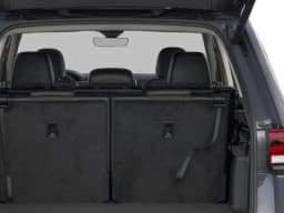 Volkswagen Atlas 2.0T Peak Edition 4MOTION 2026 — side view
