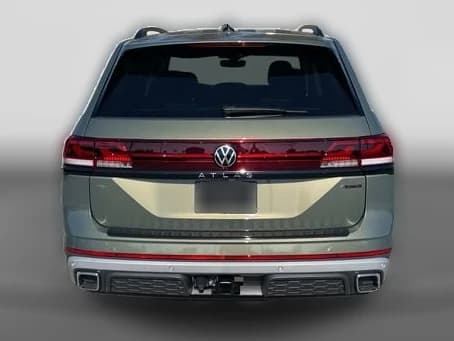 Volkswagen Atlas 2.0T Peak Edition 4MOTION 2026 — side view