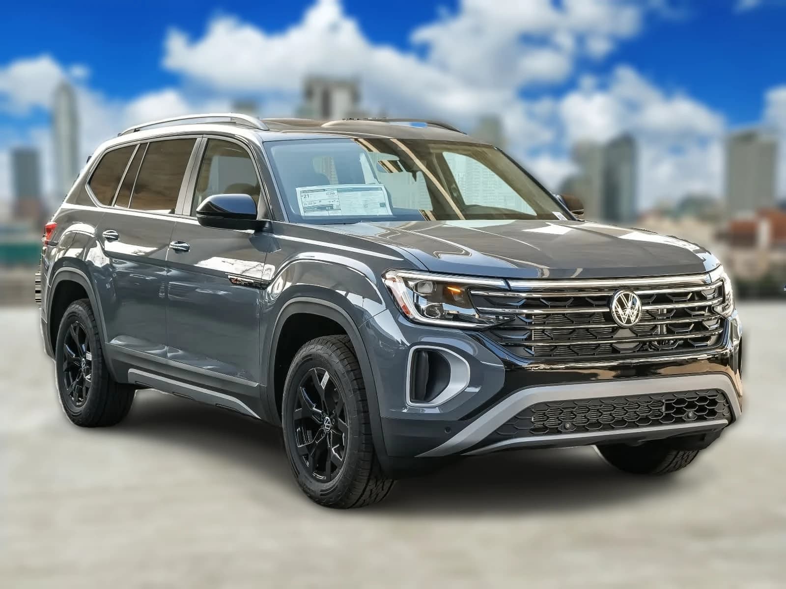 Volkswagen Atlas 2.0T Peak Edition 4MOTION 2026 — side view