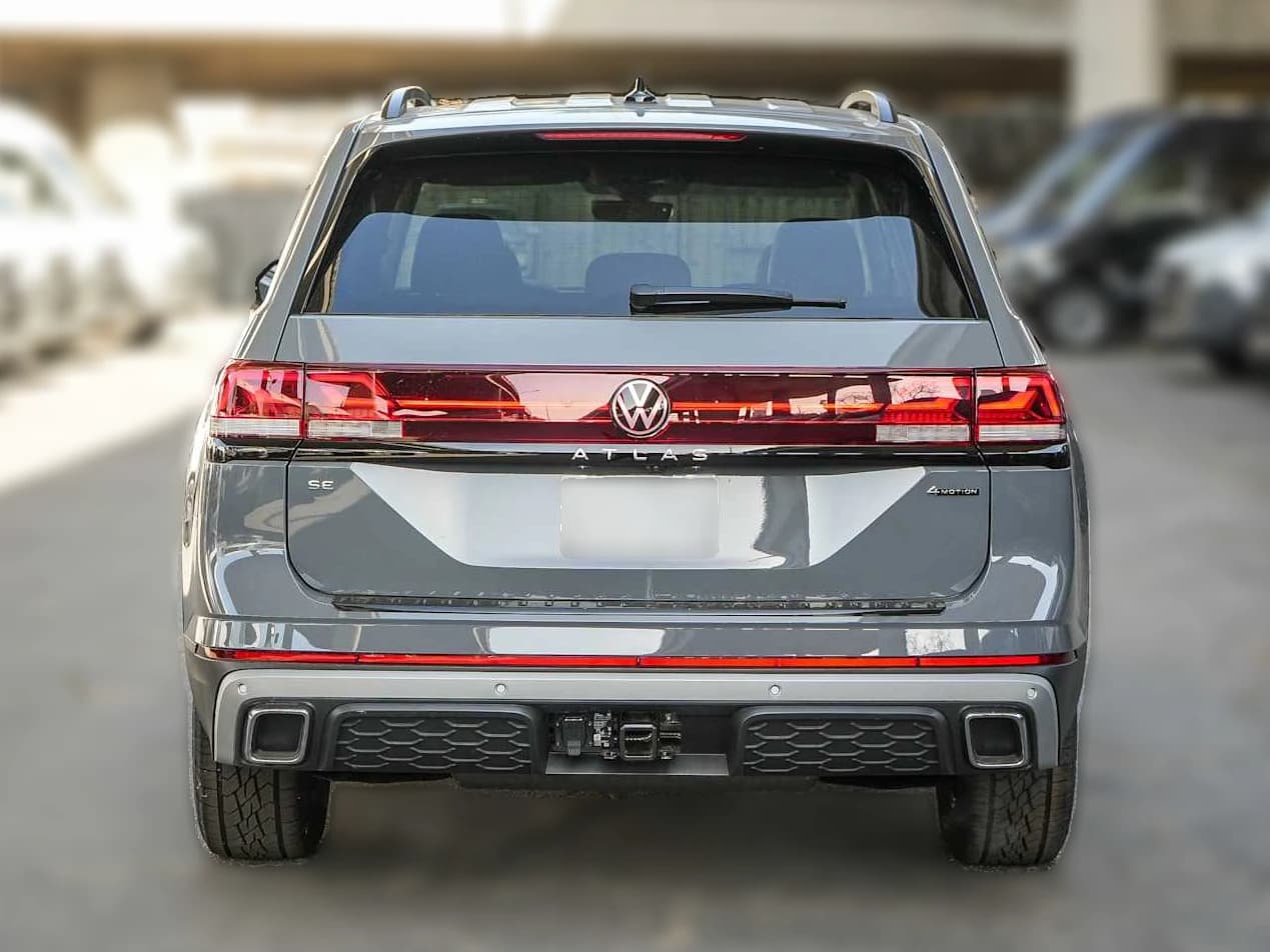 Volkswagen Atlas 2.0T Peak Edition 4MOTION 2026 — side view