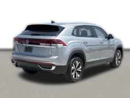 Volkswagen Atlas Cross Sport 2.0T SE FWD 2026 — side view