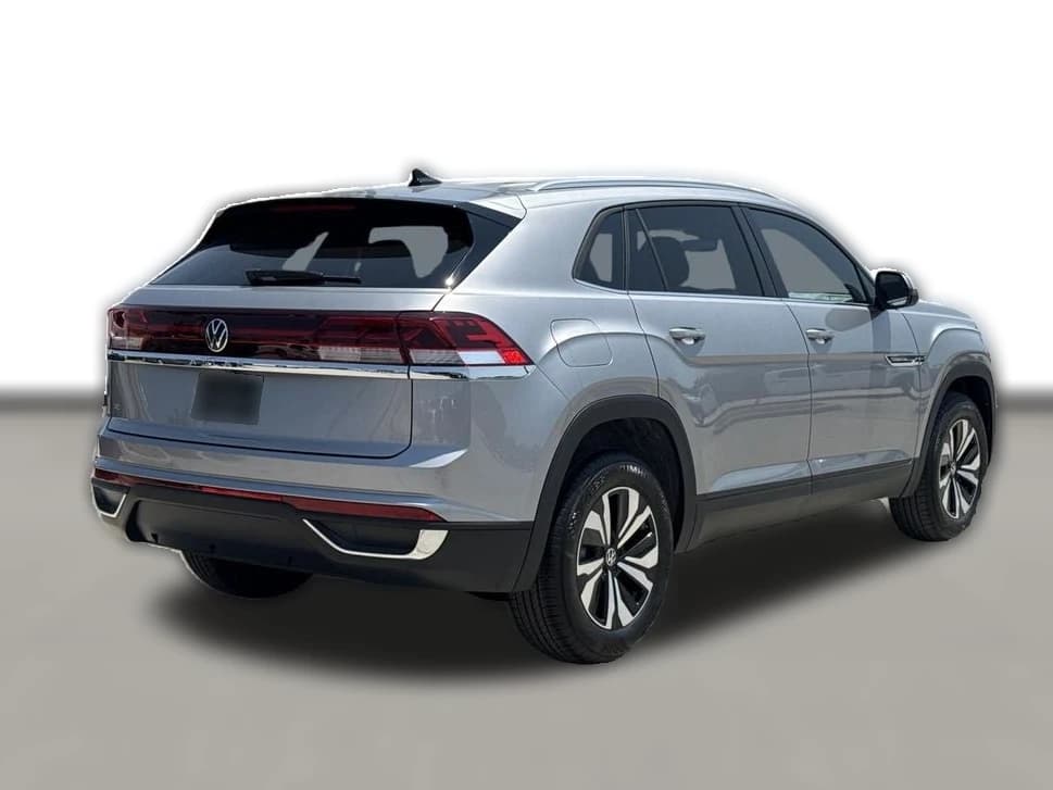 Volkswagen Atlas Cross Sport 2.0T SE FWD 2026 — side view