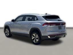 Volkswagen Atlas Cross Sport 2.0T SE FWD 2026 — side view