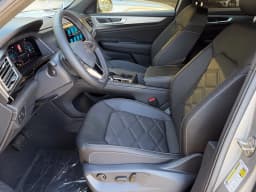 Volkswagen Atlas Cross Sport 2.0T SE FWD 2026 — side view