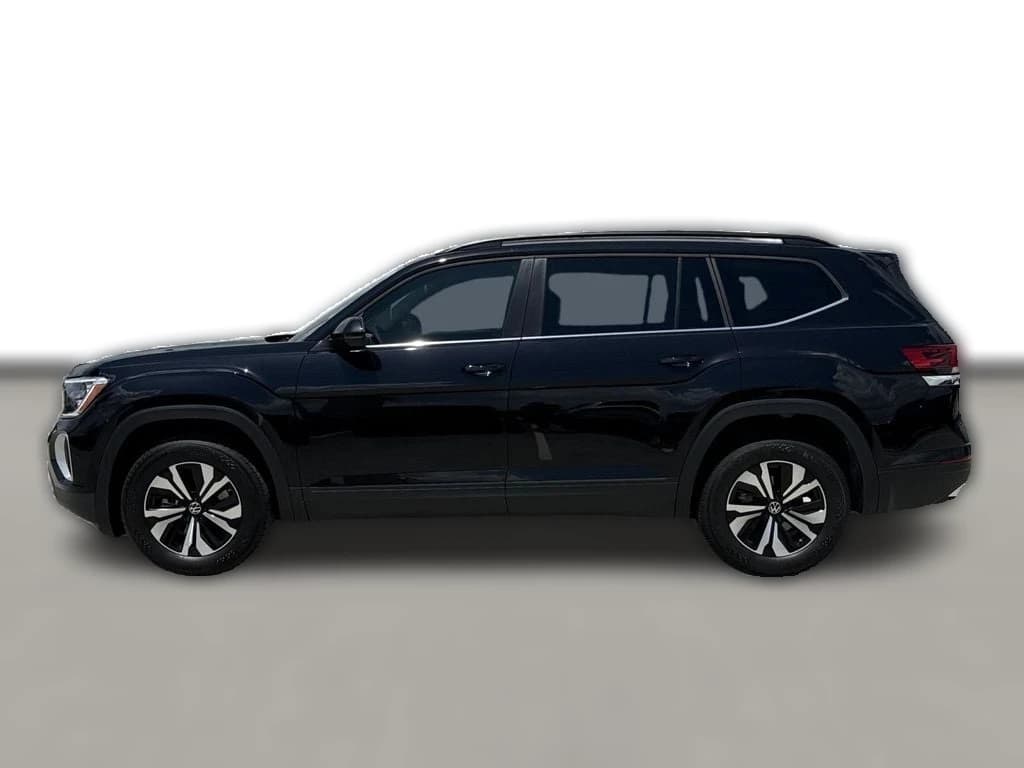Volkswagen Atlas 2.0T SE FWD 2026 — side view