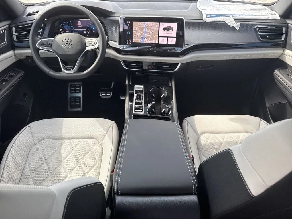 Volkswagen Atlas Cross Sport 2.0T SEL Premium R-Line 4MOTION 2026 — side view