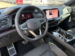 Volkswagen Atlas Cross Sport 2.0T SEL Premium R-Line 4MOTION 2026 — side view