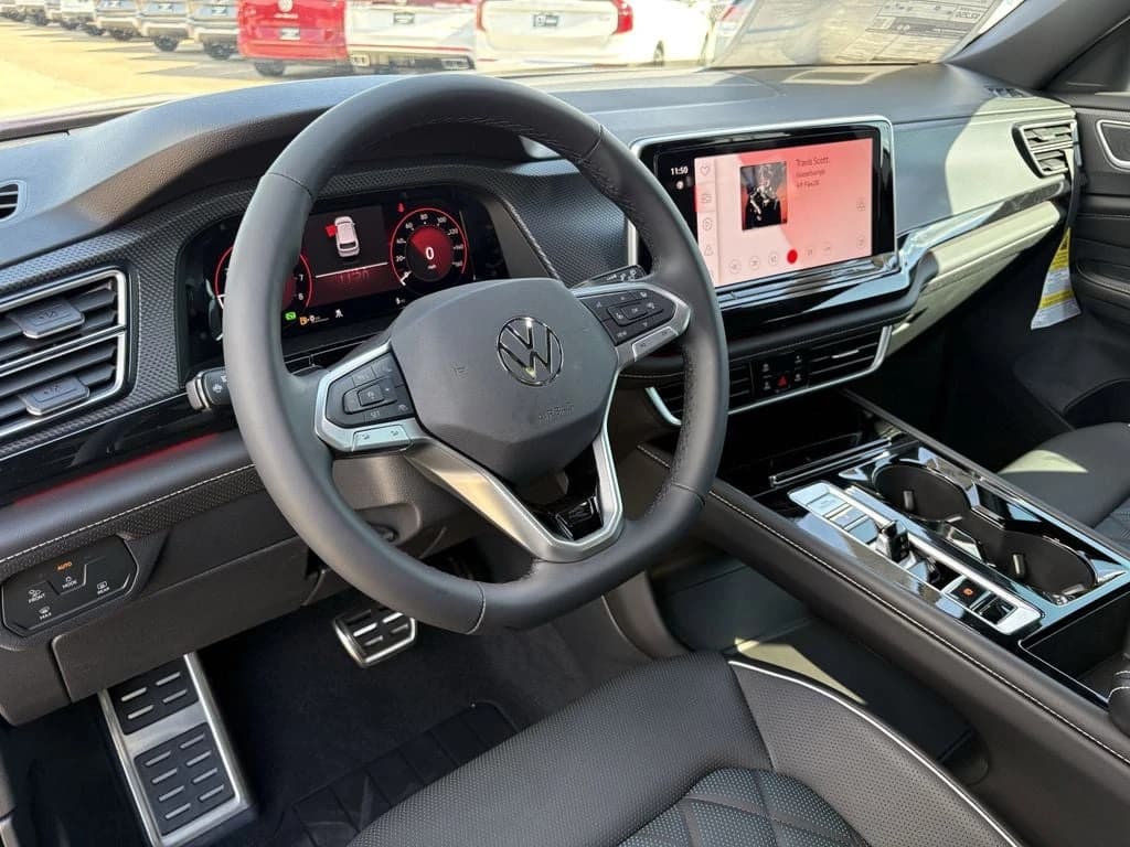 Volkswagen Atlas Cross Sport 2.0T SEL Premium R-Line 4MOTION 2026 — side view